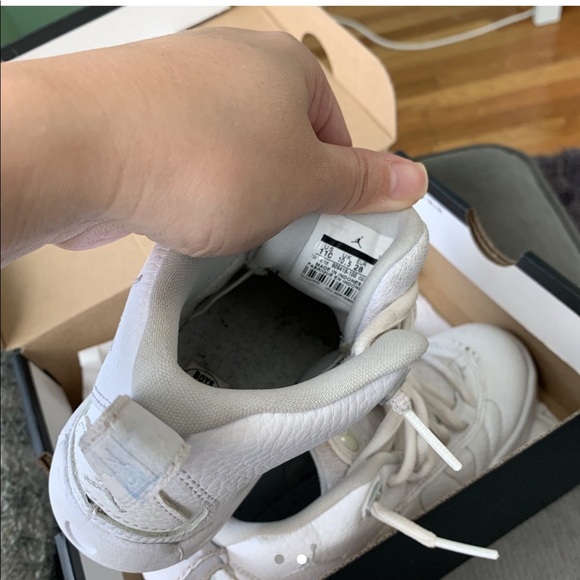 Snickers - Picture 2 of 2